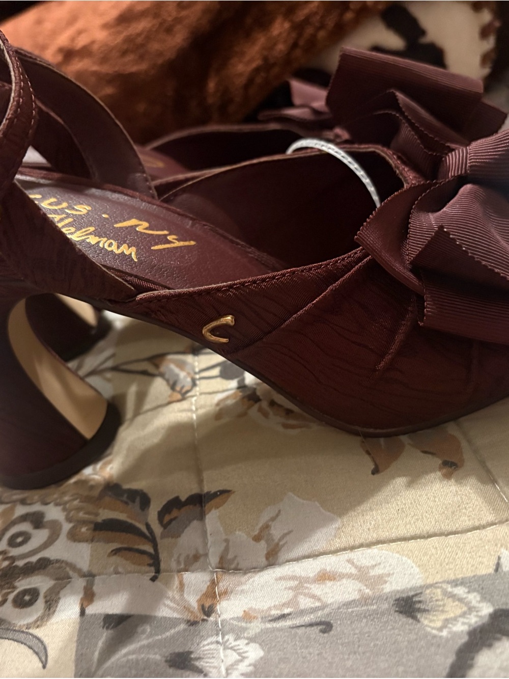 Circus ny by Burgundy Bow Slingback Heels - Picture 3 of 4